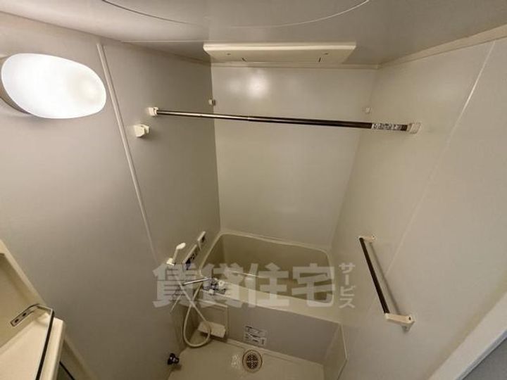 大阪府大阪市旭区清水5丁目の賃貸アパートの風呂