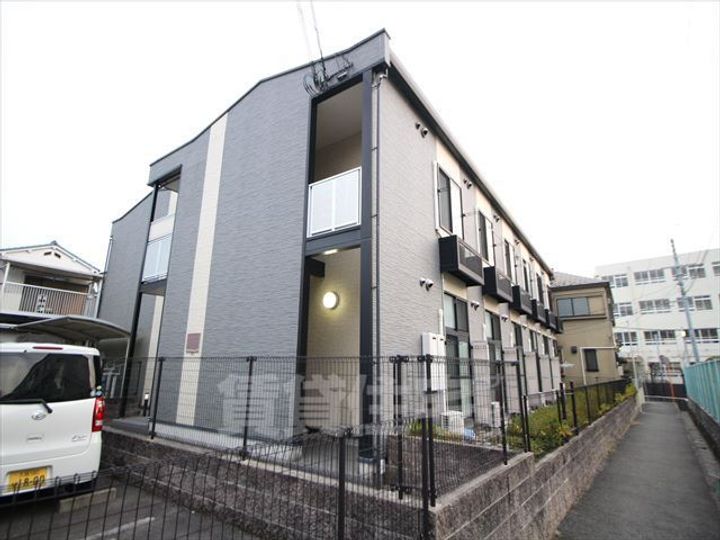 レオパレス滝の華の外観