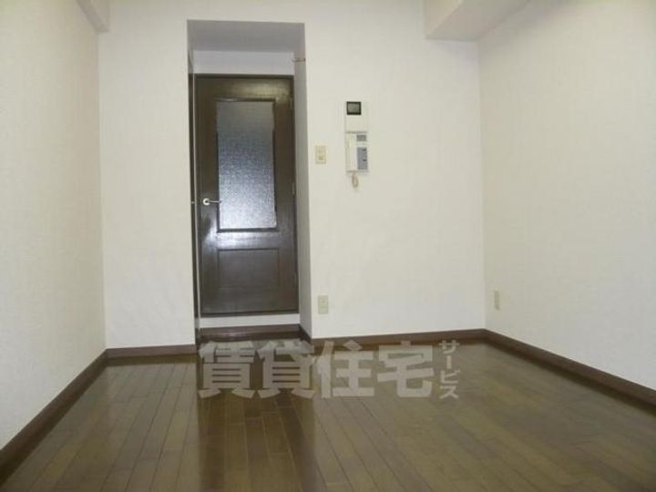 大阪府堺市堺区中向陽町1丁の賃貸マンションの内装