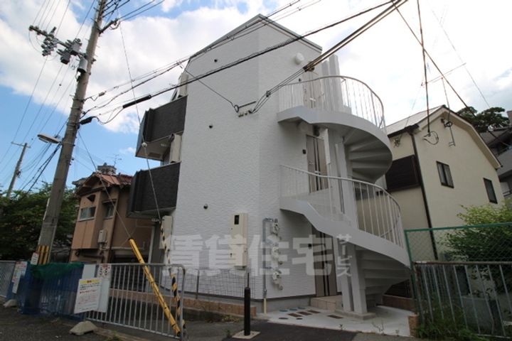 ERコート楠町2の外観