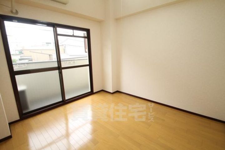 ハイツ大朋の居間