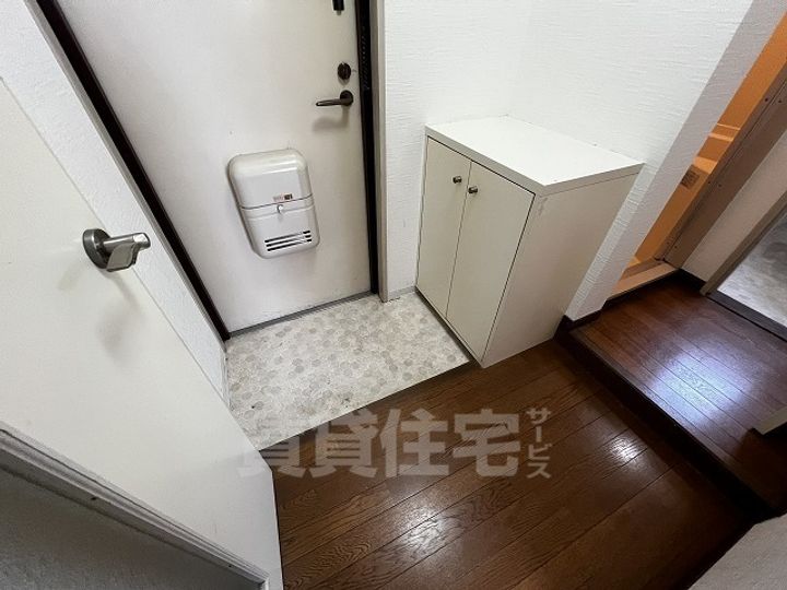 大阪府大阪市淀川区新北野3丁目の賃貸マンションの玄関
