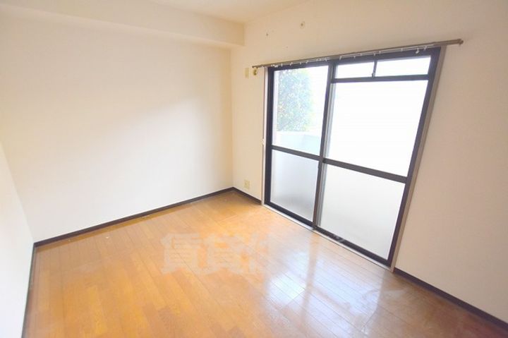 ピジョットハウスの居間