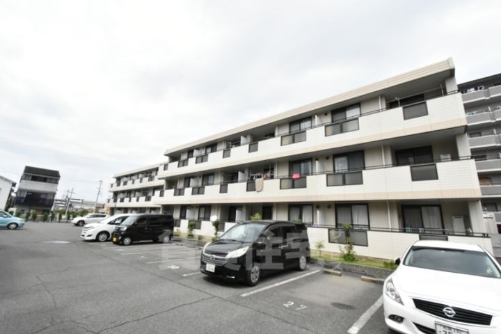 大阪府泉大津市東雲町の賃貸マンションの外観
