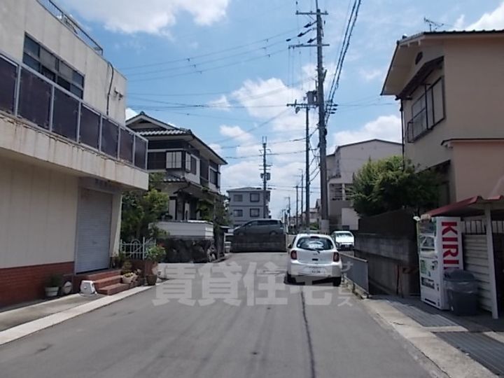 サンワロイヤルマンションの周辺