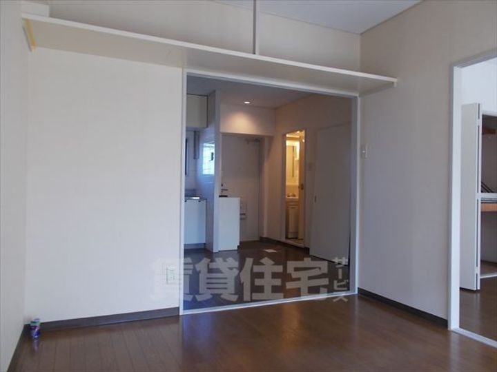 サンワロイヤルマンションの寝室