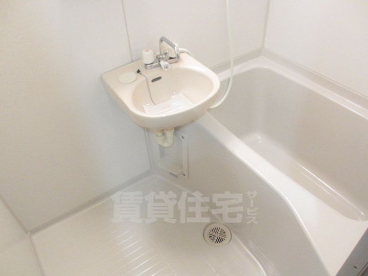 大阪府豊中市北条町1丁目の賃貸アパートの風呂