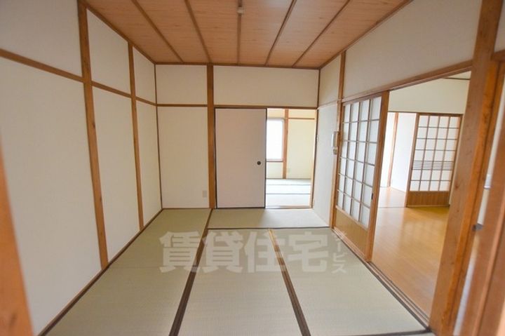 大阪府羽曳野市島泉1丁目(一戸建)の賃貸物件の寝室