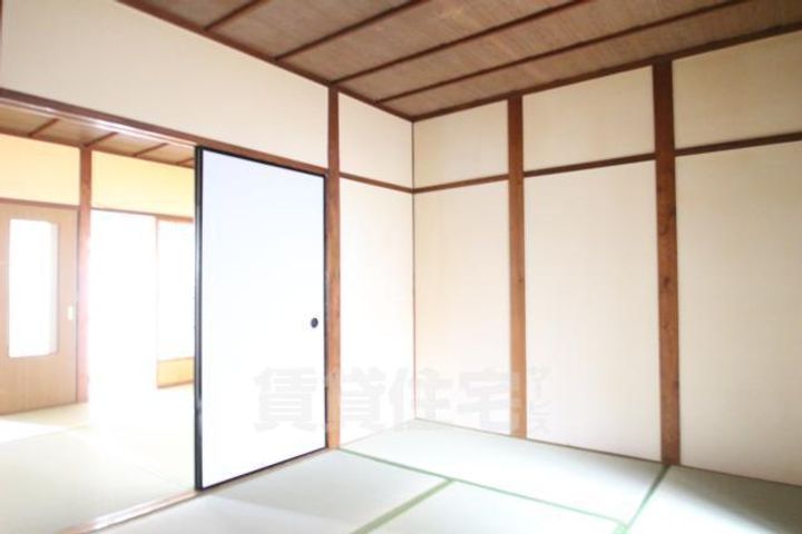 川西平屋の居間