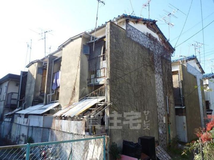 みどり荘の外観