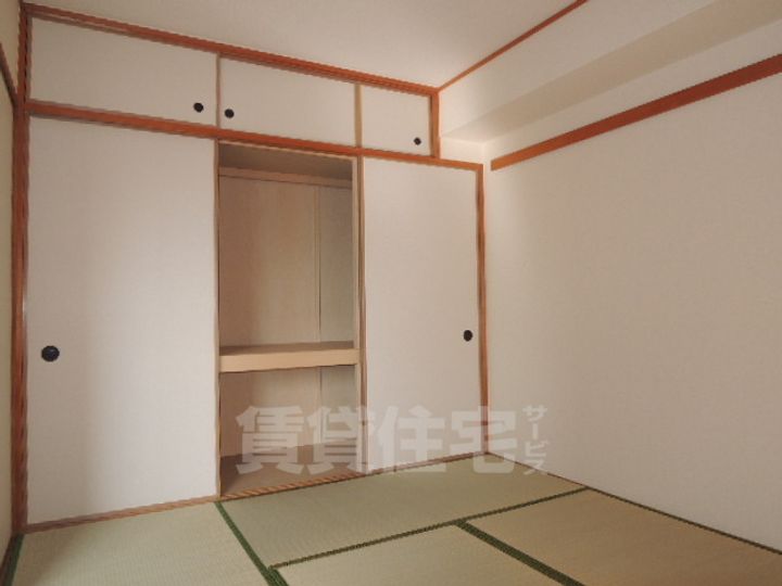 ドミール浜寺の寝室