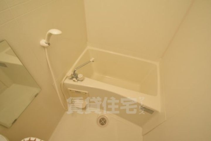 大阪府茨木市沢良宜西1丁目の賃貸マンションの風呂
