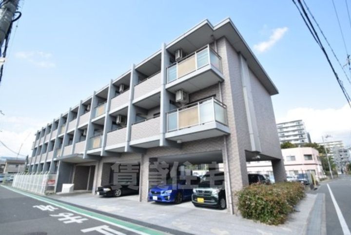 大阪府茨木市沢良宜西1丁目の賃貸マンションの外観