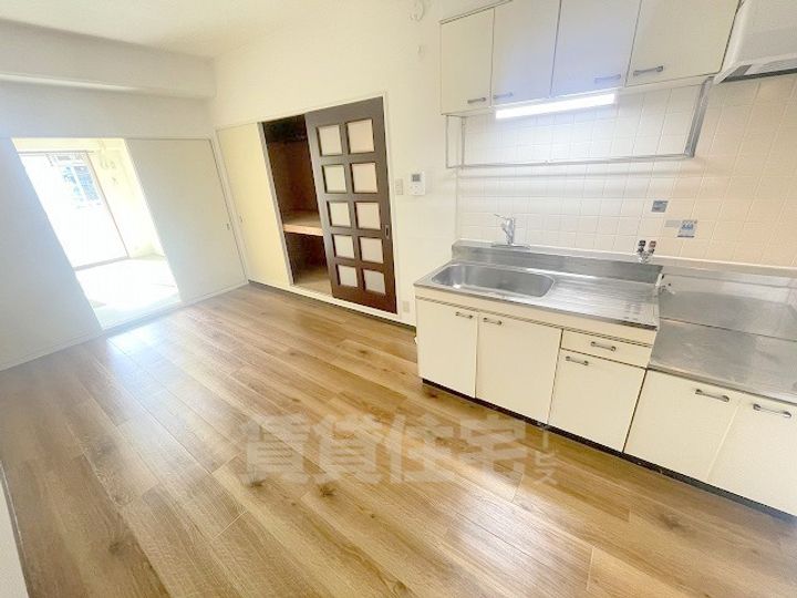 ホワイトハイツカドタの内装