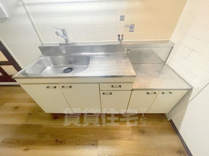 ホワイトハイツカドタのキッチン