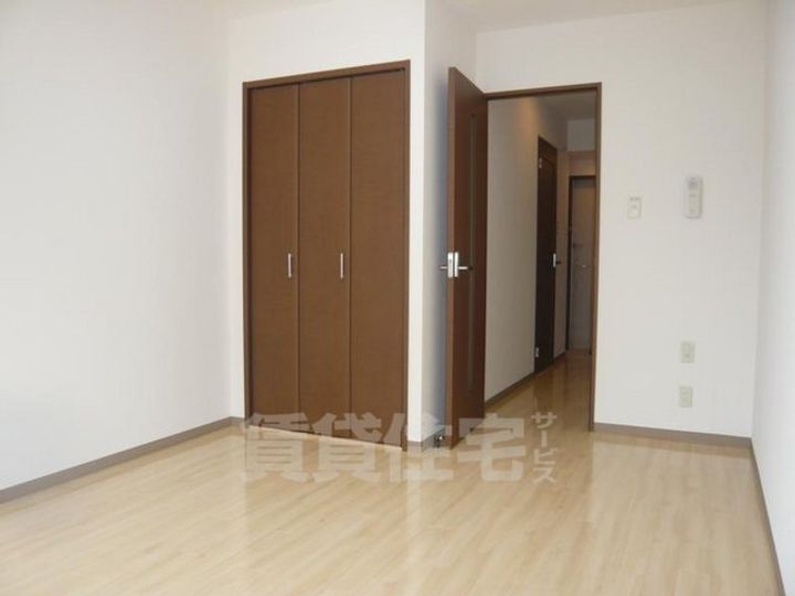 大阪府堺市西区鳳東町7丁の賃貸アパートの内装