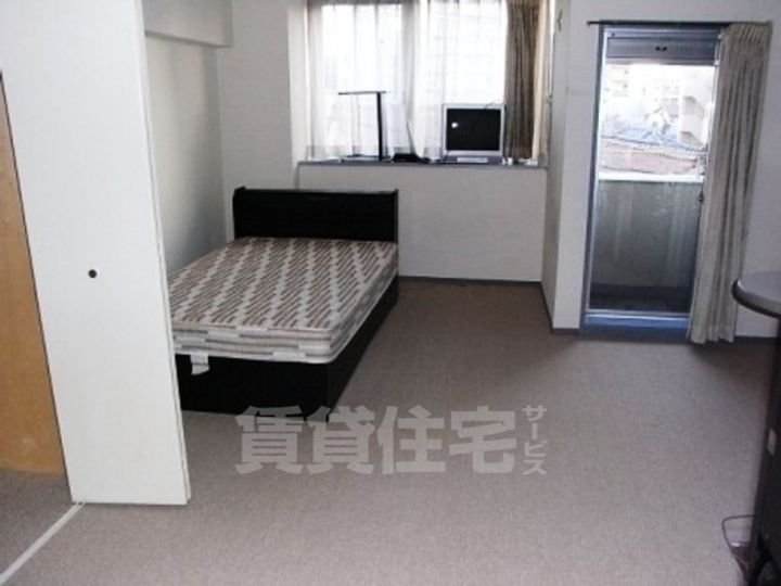 アーバンポイント新栄の寝室