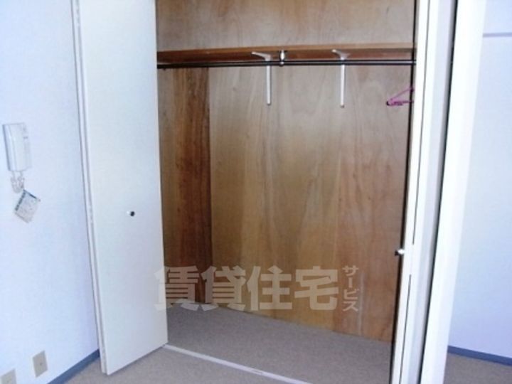 アーバンポイント新栄の寝室