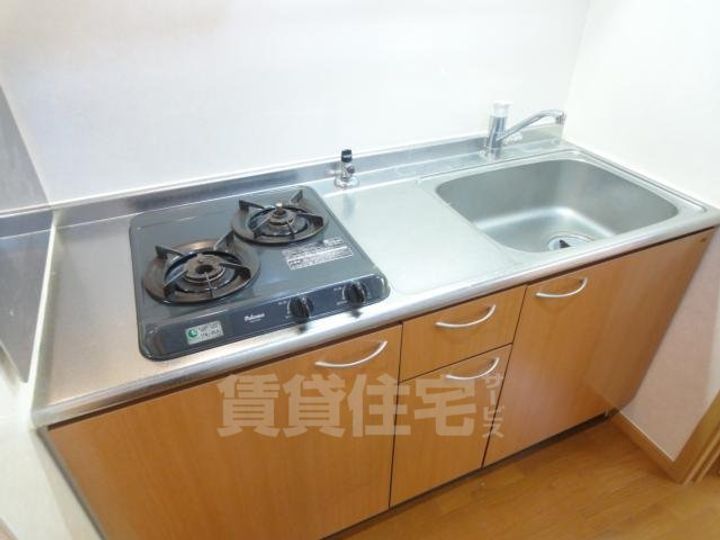 大阪府摂津市正雀3丁目の賃貸アパートのキッチン