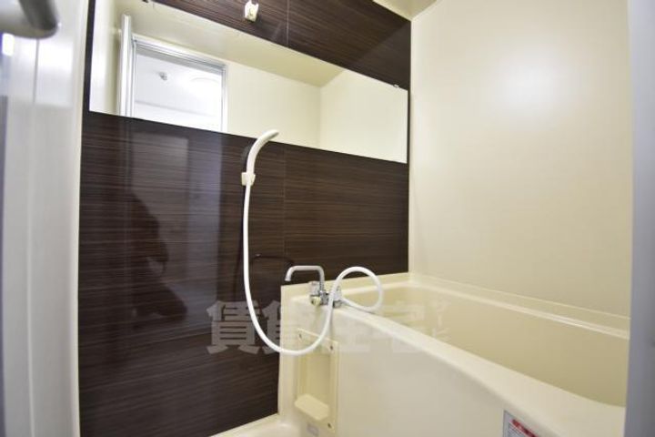 大阪府堺市東区草尾の賃貸アパートの風呂