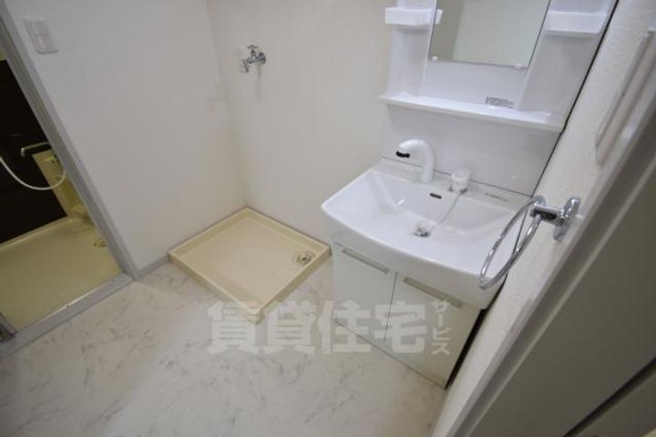 大阪府堺市東区草尾の賃貸アパートの内装