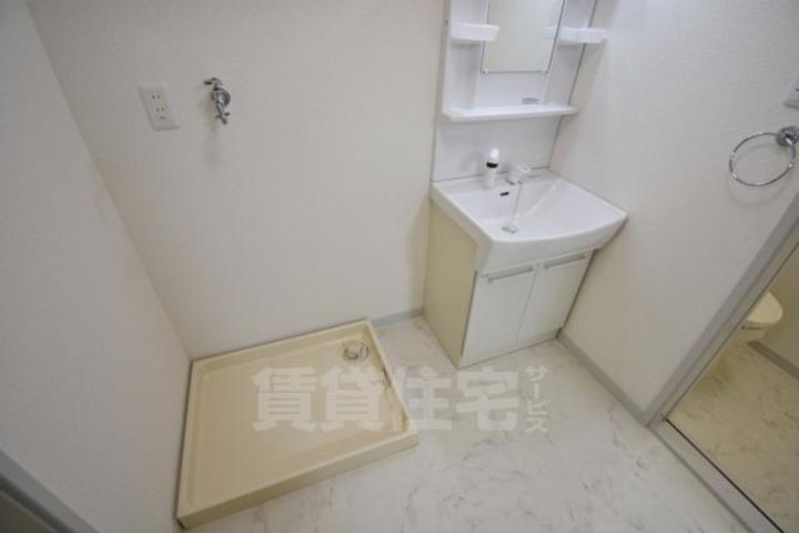 大阪府堺市東区草尾の賃貸アパートの内装