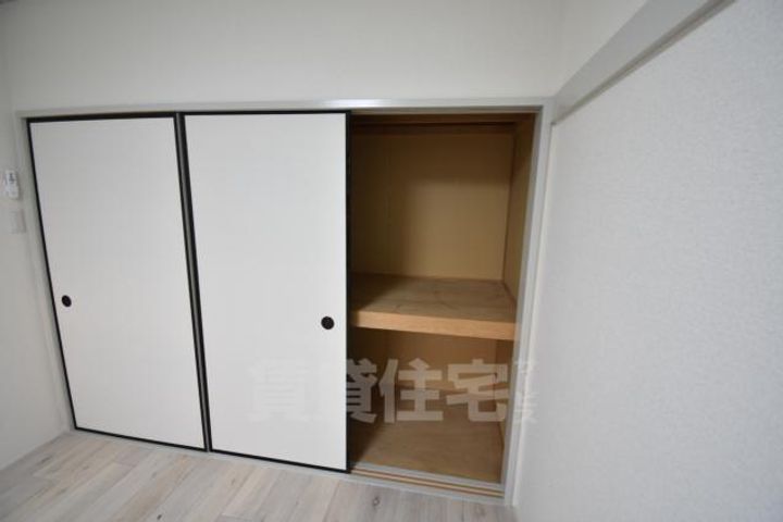 大阪府堺市東区草尾の賃貸アパートの内装