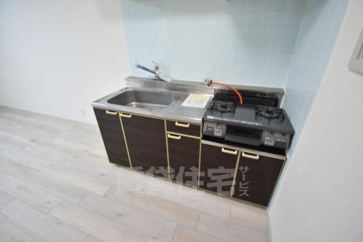 大阪府堺市東区草尾の賃貸アパートのキッチン