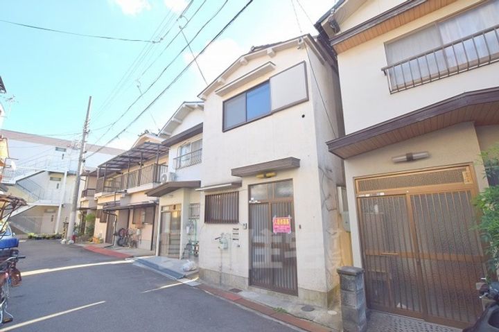 大阪府松原市天美北6丁目(一戸建)の賃貸物件の外観