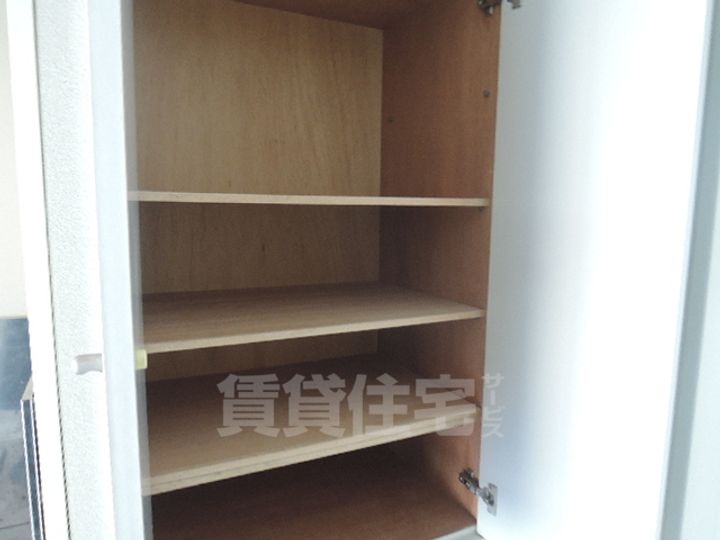 大阪府茨木市別院町の賃貸マンションの玄関