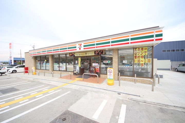 京都府木津川市城山台11丁目の賃貸アパートの周辺