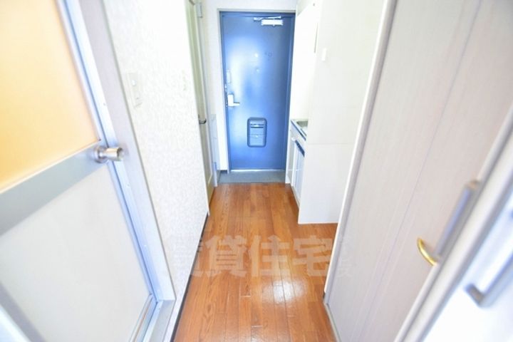 大阪府東大阪市小阪2丁目の賃貸マンションの内装