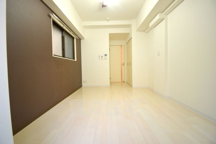 ラグゼ東三国5の寝室