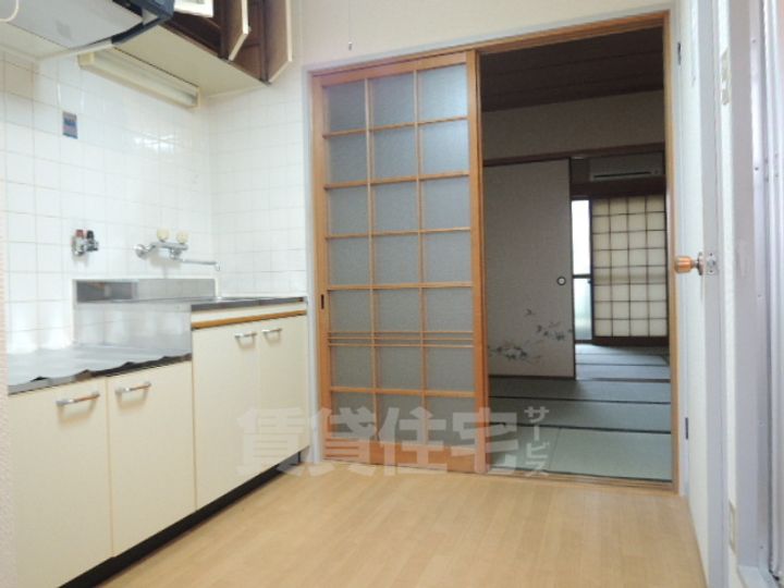 コンパーノ羽衣の居間
