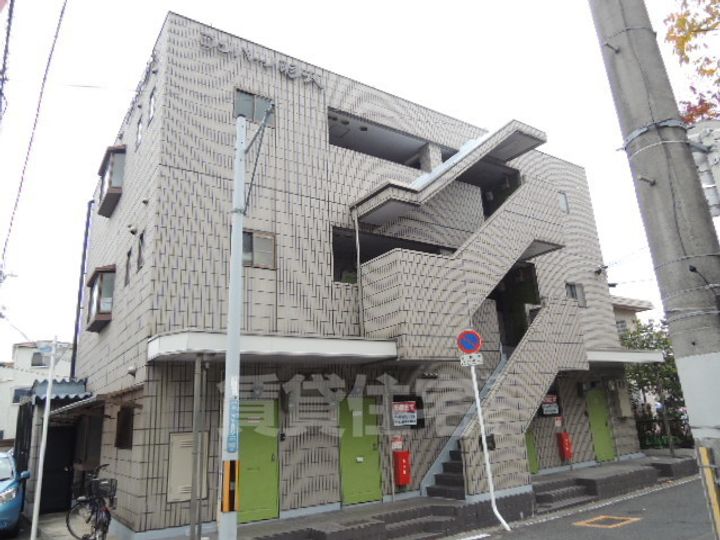 コンパーノ羽衣の外観