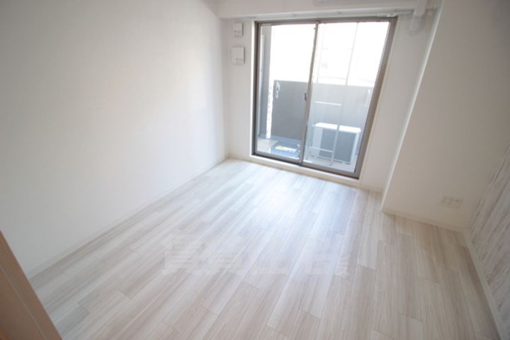 ワールドアイ神戸湊町の内装