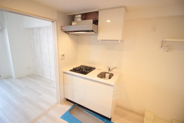 ワールドアイ神戸湊町のキッチン