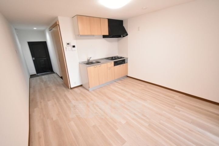 大阪府高石市羽衣4丁目の賃貸マンションの居間
