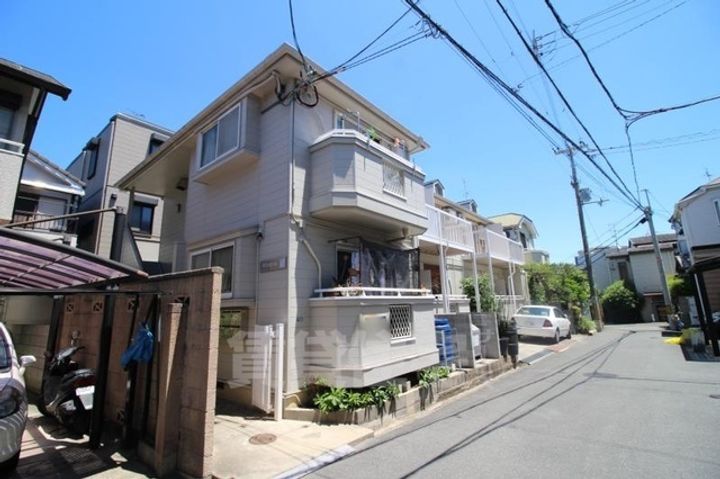 大阪府豊中市曽根西町3丁目の賃貸アパートの外観