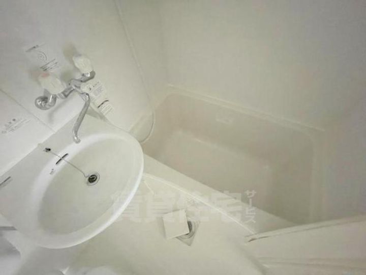 大阪府豊中市曽根西町3丁目の賃貸アパートの風呂