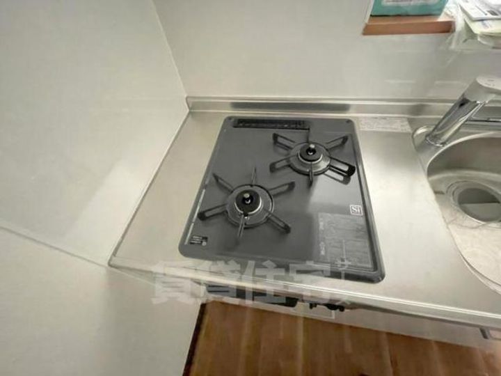 大阪府豊中市曽根西町3丁目の賃貸アパートのキッチン