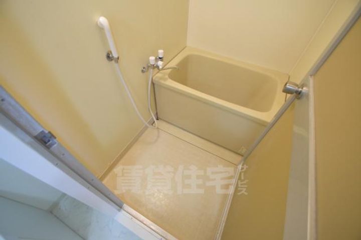 大阪府摂津市鶴野2丁目の賃貸マンションの風呂