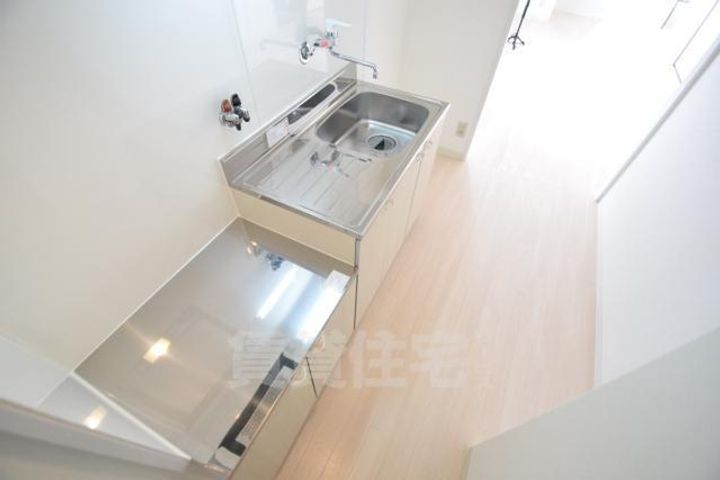 大阪府摂津市鶴野2丁目の賃貸マンションのキッチン