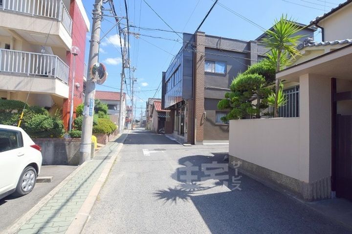 第二塩野マンションの周辺