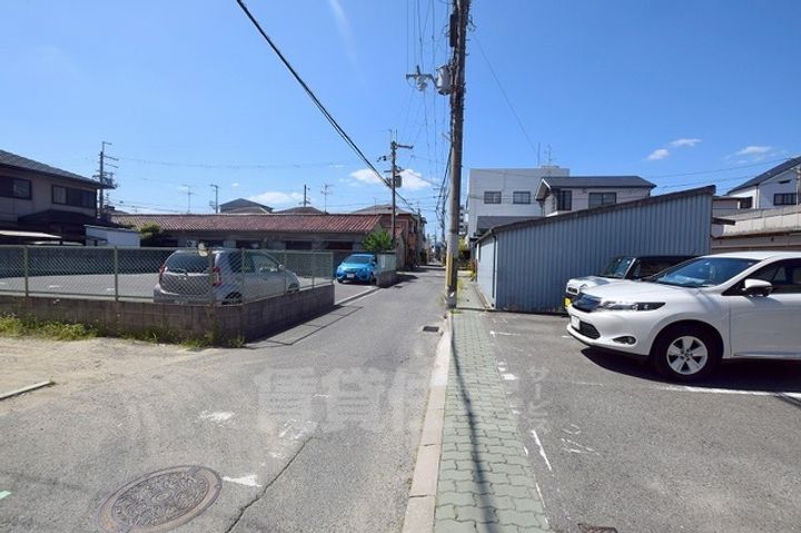 第二塩野マンションの周辺