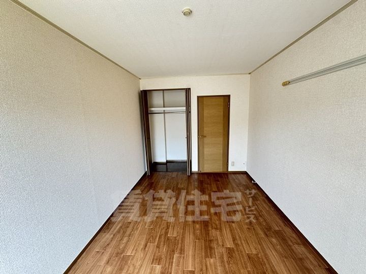 セジュール西宮今津の居間