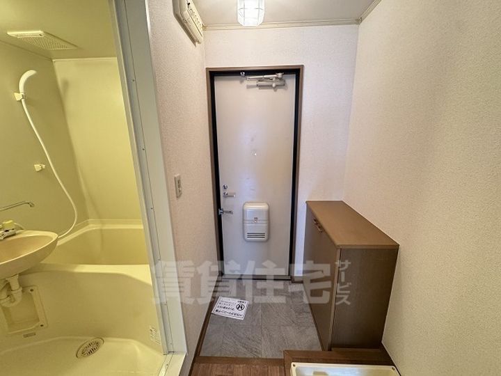 セジュール西宮今津の玄関