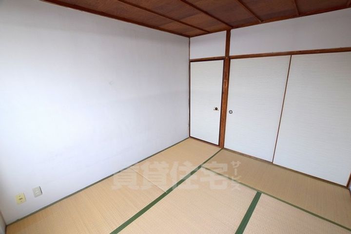 幸福マンションの内装