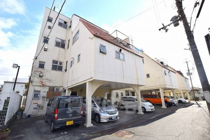 幸福マンションの外観