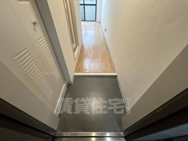 大阪府大阪市都島区都島北通2丁目の賃貸マンションの玄関